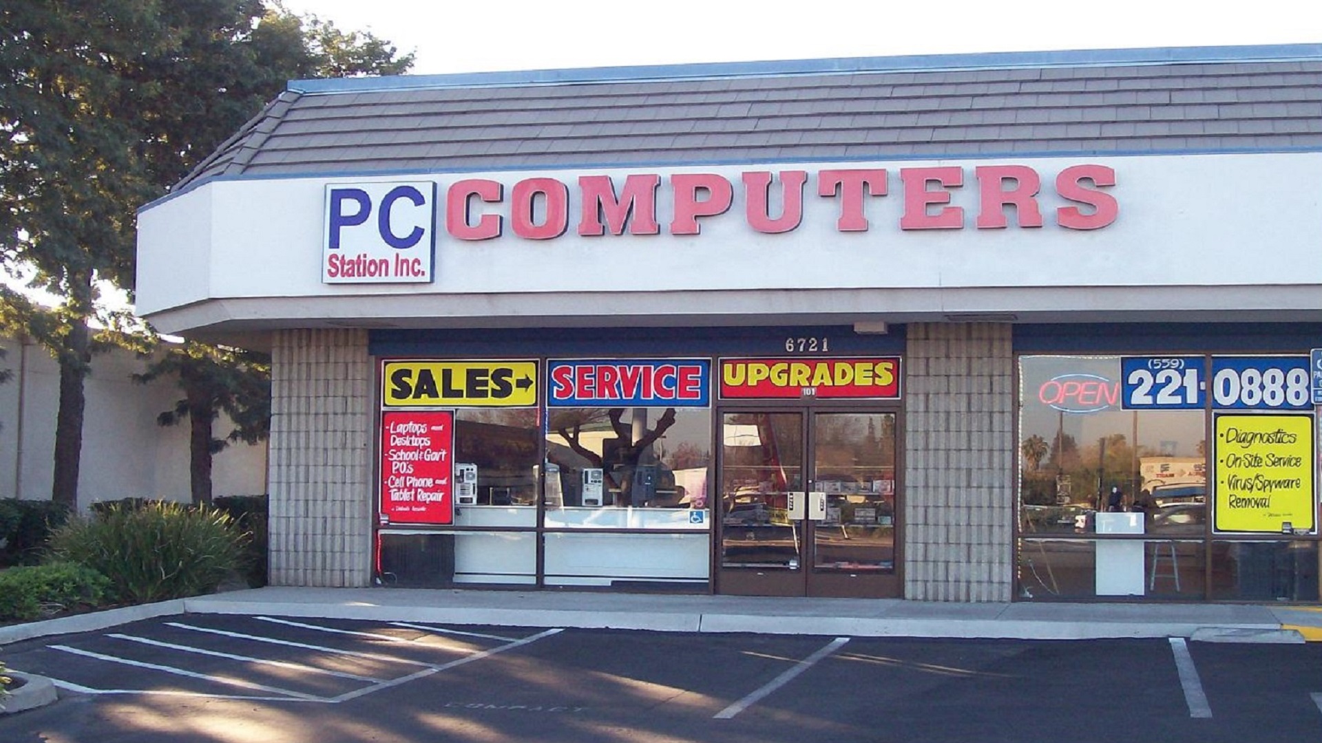 PC Station Inc Storefront - Computer Shop in Fresno, CA